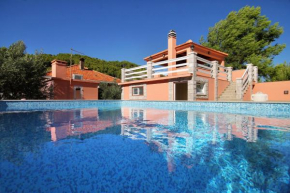 Family friendly apartments with a swimming pool Smokvica, Korcula - 9161